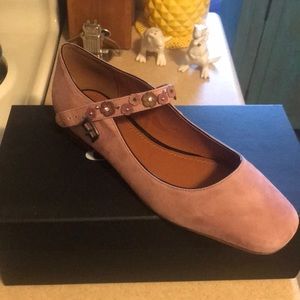 Sz 9 Coach suede Mary Janes in dusty rose